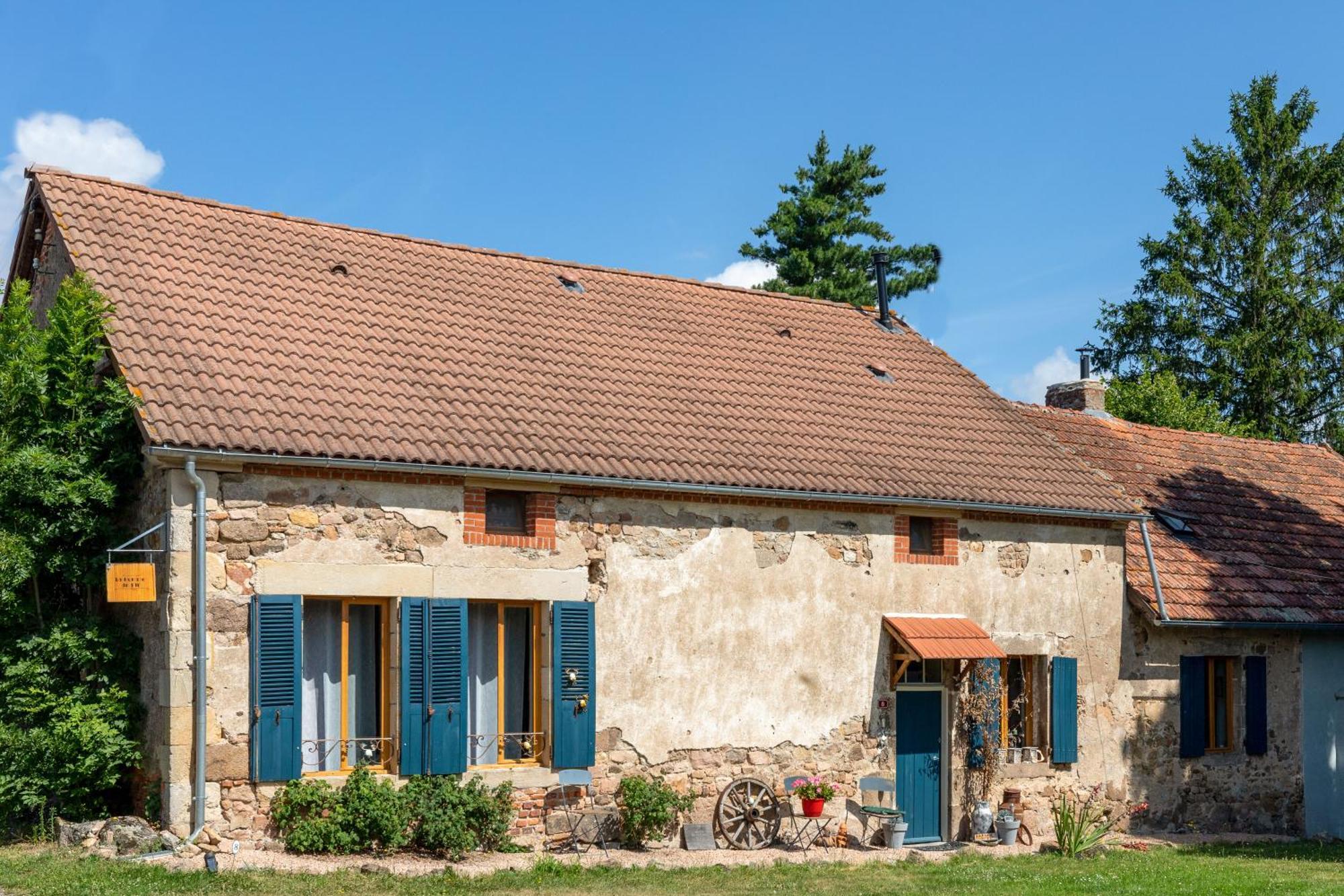 Domaine La Pomme De Pin Acomodação com café da manhã Louroux-de-Beaune Exterior foto